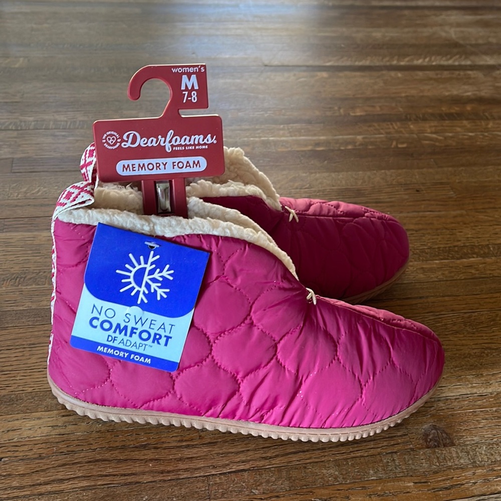DEARFORMS MEMORY FOAM PINK BOOTIES M 7-8 Brand New